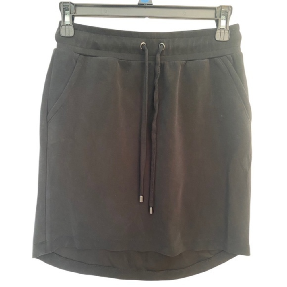 Cable & Gauge Black Sport Skirt Size XS Pull String with Side Pockets‎